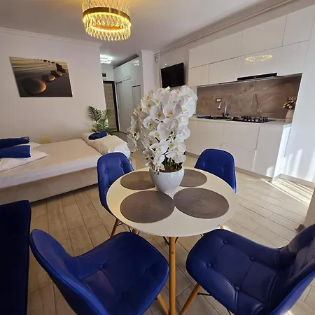 Luxury Sea View - Pool & Prima Linie Năvodari